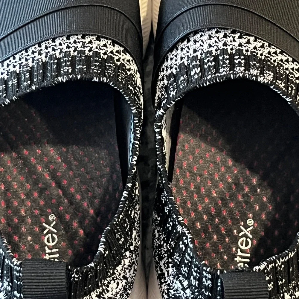 NWOT Aetrex Allie Sneakers Womens 6 6.5 Black Ombre Knit‎ Arch Support